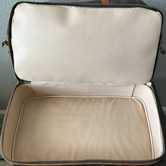 Louis Vuitton Monogrammed Sport Sac Travel - Picture 5 of 11